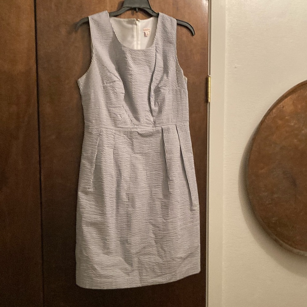 Moore lined  Elegant Gray Sleeveless Dress
